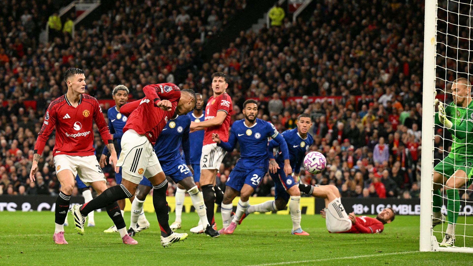 Man United 2:1 Chelsea: Analyzing Man United's Resurgence 8 | Mania Africa | maniainc.com Casemiro scores as Manchester United beat Chelsea 2-1 in English Premier League 2025/26 Gameweek 5 - Manchester United 2:1 Chelsea: A First Big Statement Win