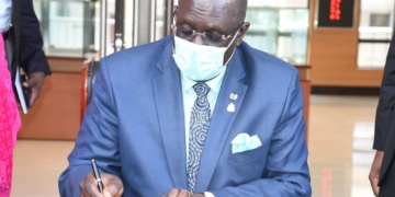 Education Cabinet Secretary in a Bind Over Insults