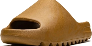 Yeezy Slides vs Crocs: Are Ye Slides Better than Crocs?