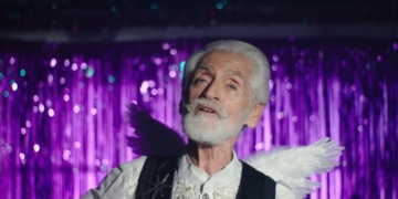 Moon Manor Movie Review