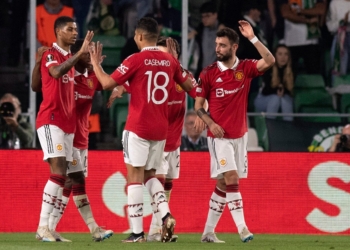 Manchester United and Juventus Proceed to the Europa League Quarterfinals as Arsenal Loses Out on Penalties