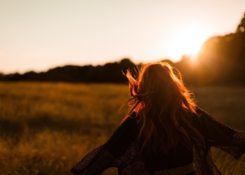 Are Happiness and Life Transient? Examining the Debate and the Role of Perspective