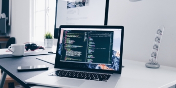 Beginner’s Guide to React.js: What It Is, How to Use It, and Its Benefits with Examples of Code for Websites and Mobile Apps