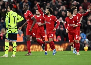 Brawl for Top Spot: Arsenal Draw Liverpool as West Ham Nick Man United in EPL GW 18