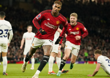 Clash of the Titans: Man United Draw Tottenham as Man City Beat Newcastle in Premier League Matchday 21 Results