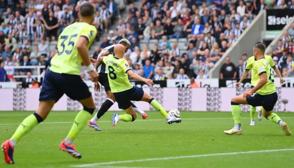 Premier League 24/25 Opener: City Dominates, United’s Rising Star, Arsenal’s High Hopes 7 | Mania Africa | maniainc.com Newcastle United 1-0 Southampton | EPL GW 1 Results | Mania Sports