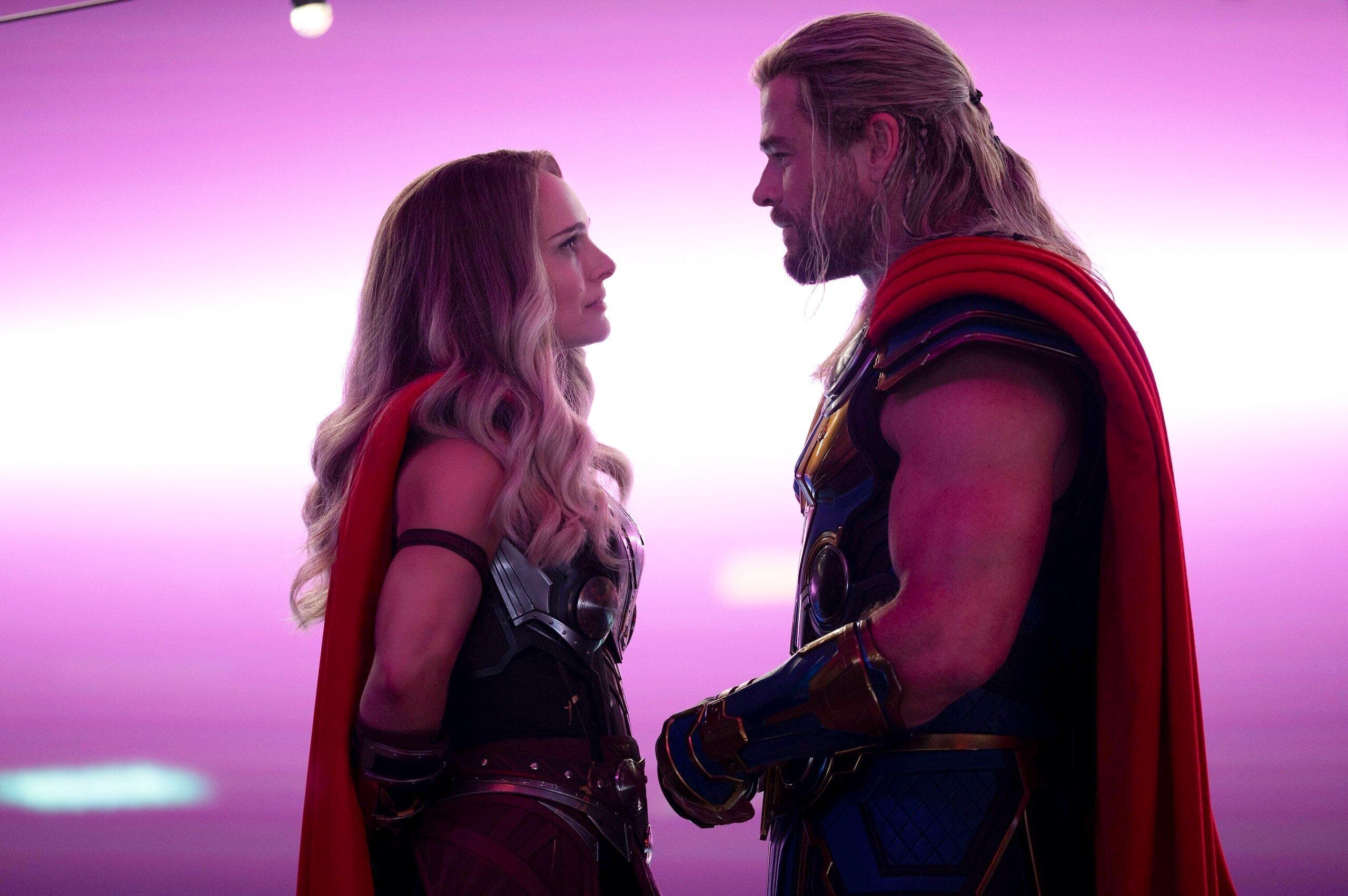 Thor: Love and Thunder Movie Review 6 | Mania Africa | maniainc.com Thor and Jane (Mighty Thor) having a chat