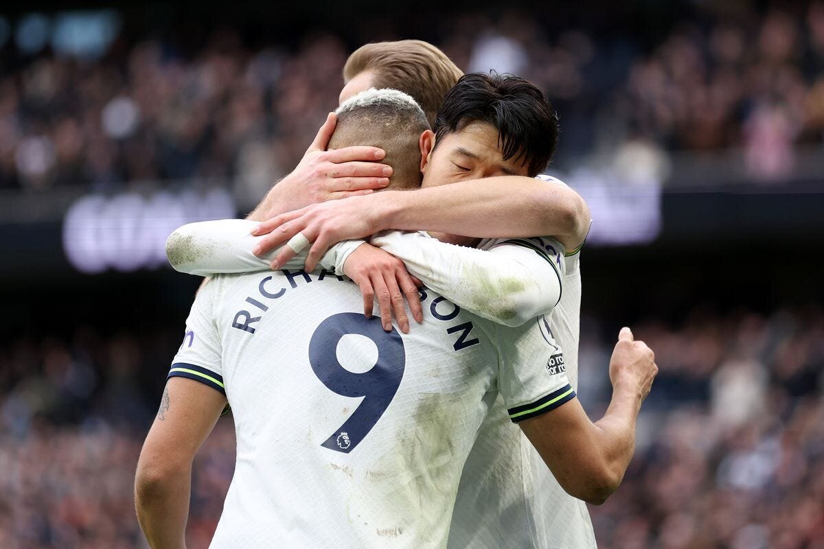 EPL GW 27 Results: Spurs, Man City, and Chelsea Bag Wins as Liverpool and Leicester City Record Losses 2 | Mania Africa | maniainc.com Spurs' Kane, Son, and Richarlison celebrate a goal with a warm embrace