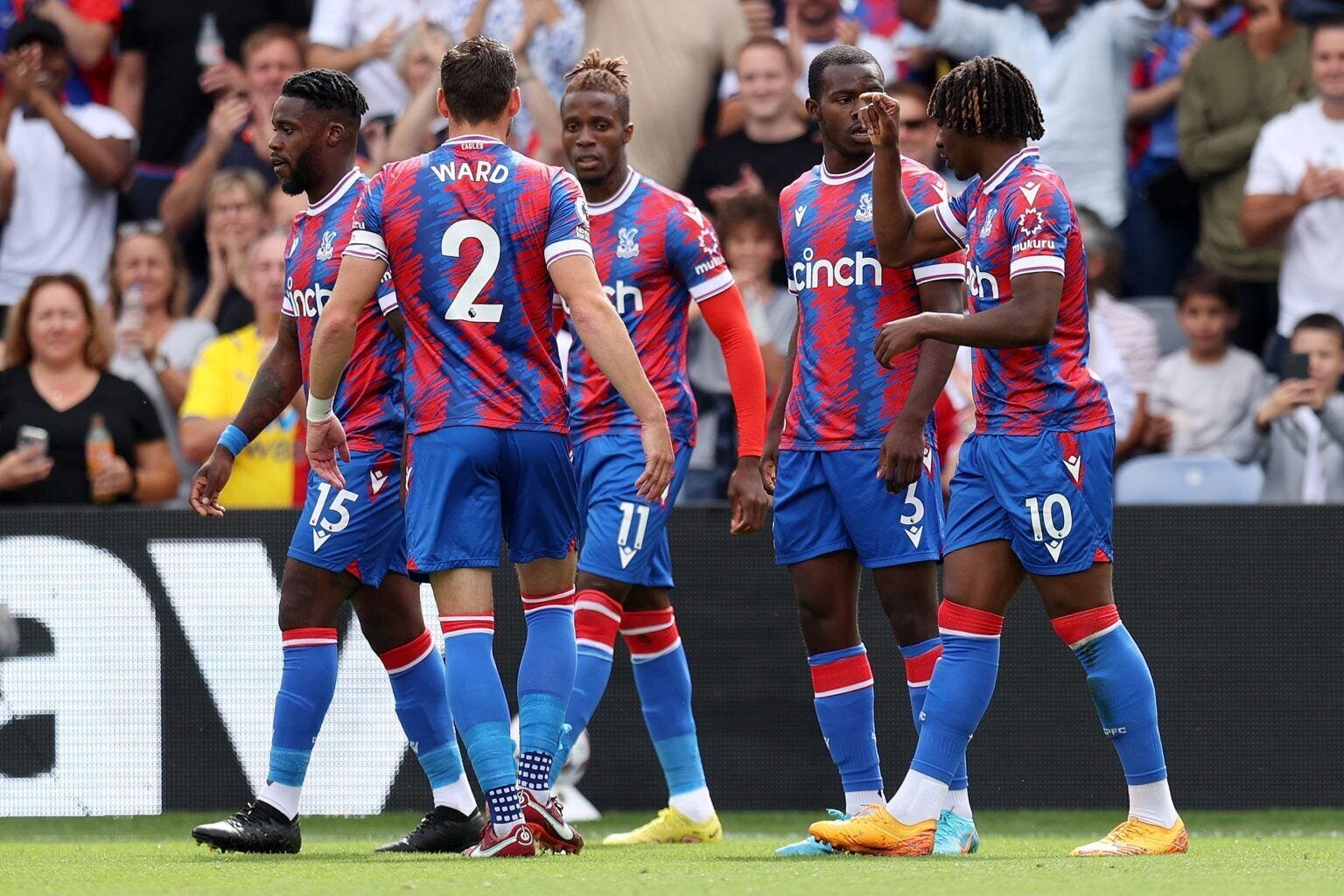 Brighton Floor Wolves as Crystal Palace Beat West Ham 3 | Mania Africa | maniainc.com Crystal Palace players