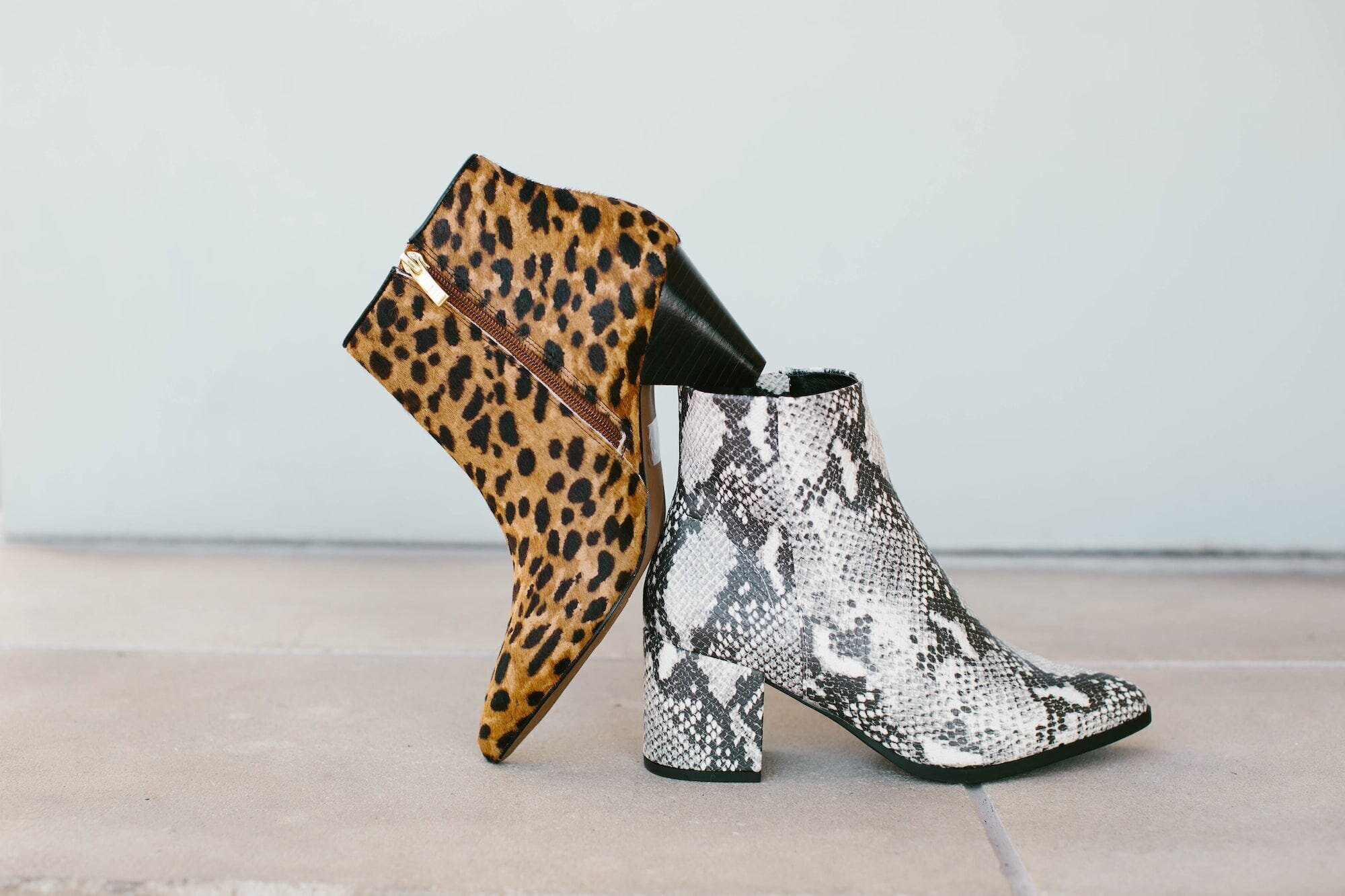 No More Hassle: The Ultimate Guide to Choosing and Wearing Laceless Shoes 8 | Mania Africa | maniainc.com Two laceless boots for win. One has a cheetah print with the other one having a serpentine look