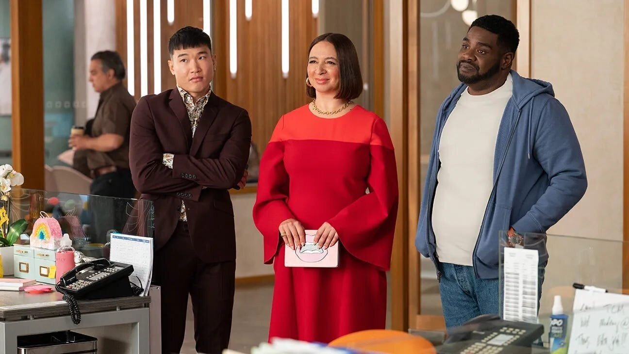 Loot Season 1 Review 4 | Mania Africa | maniainc.com Nicholas, Molly, and her cousin Howard