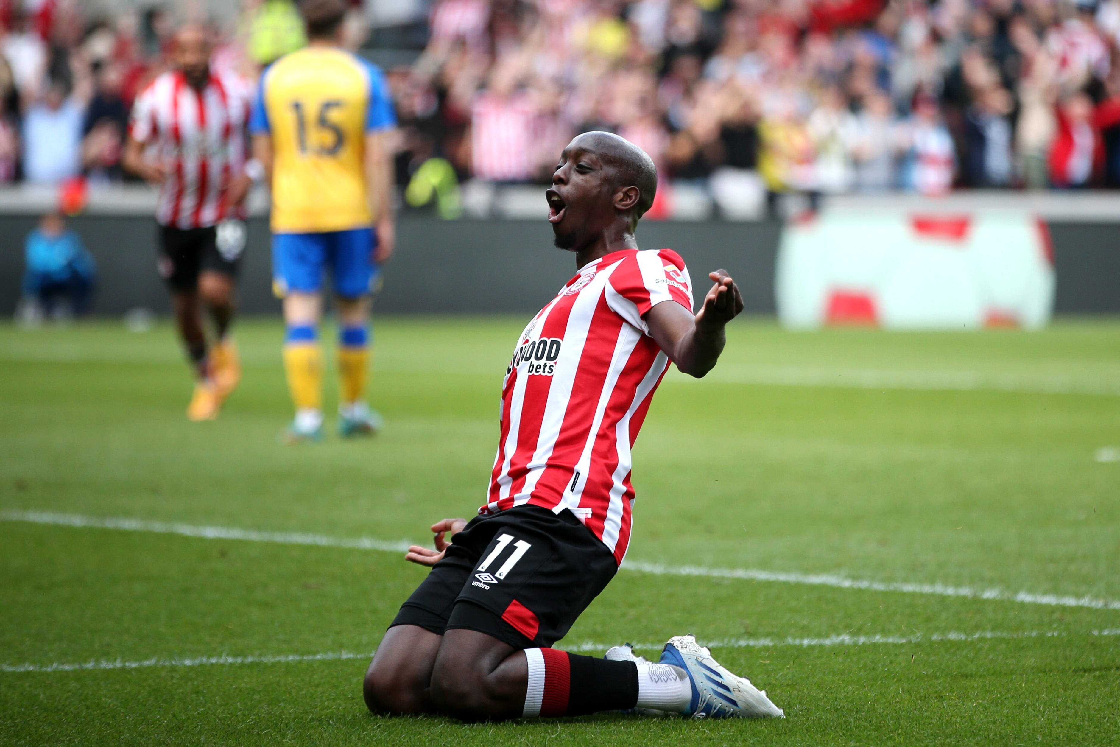 Brentford and Brighton Bag 3 Points Each in Postponed EPL GW 7 and GW 8 Games 2 | Mania Africa | maniainc.com Brentford's Yoane Wissa celebrating his goal against Southampton in their postponed EPL gameweek 8 match