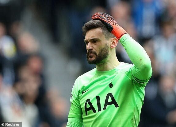 Tottenham Hammered by Newcastle as Bournemouth are Beaten by West Ham in the Last of EPL GW 32 Games 4 | Mania Africa | maniainc.com Hugo Lloris seemingly very disappointed after Newcastle scored 6 goals past him in their 6-1 victory against Tottenham