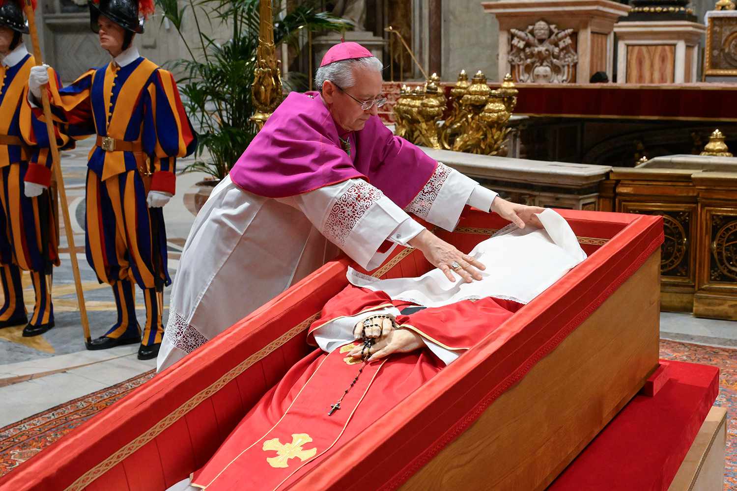 Pope Francis' Legacy: A Pope for the Poor, the Marginalized, and Global Unity 4 | Mania Africa | maniainc.com The sealing of Pope Francis' coffin preceding his burial in the Vatican on Saturday, Apr 26, 2025 - Pope Francis' Legacy - Mania News