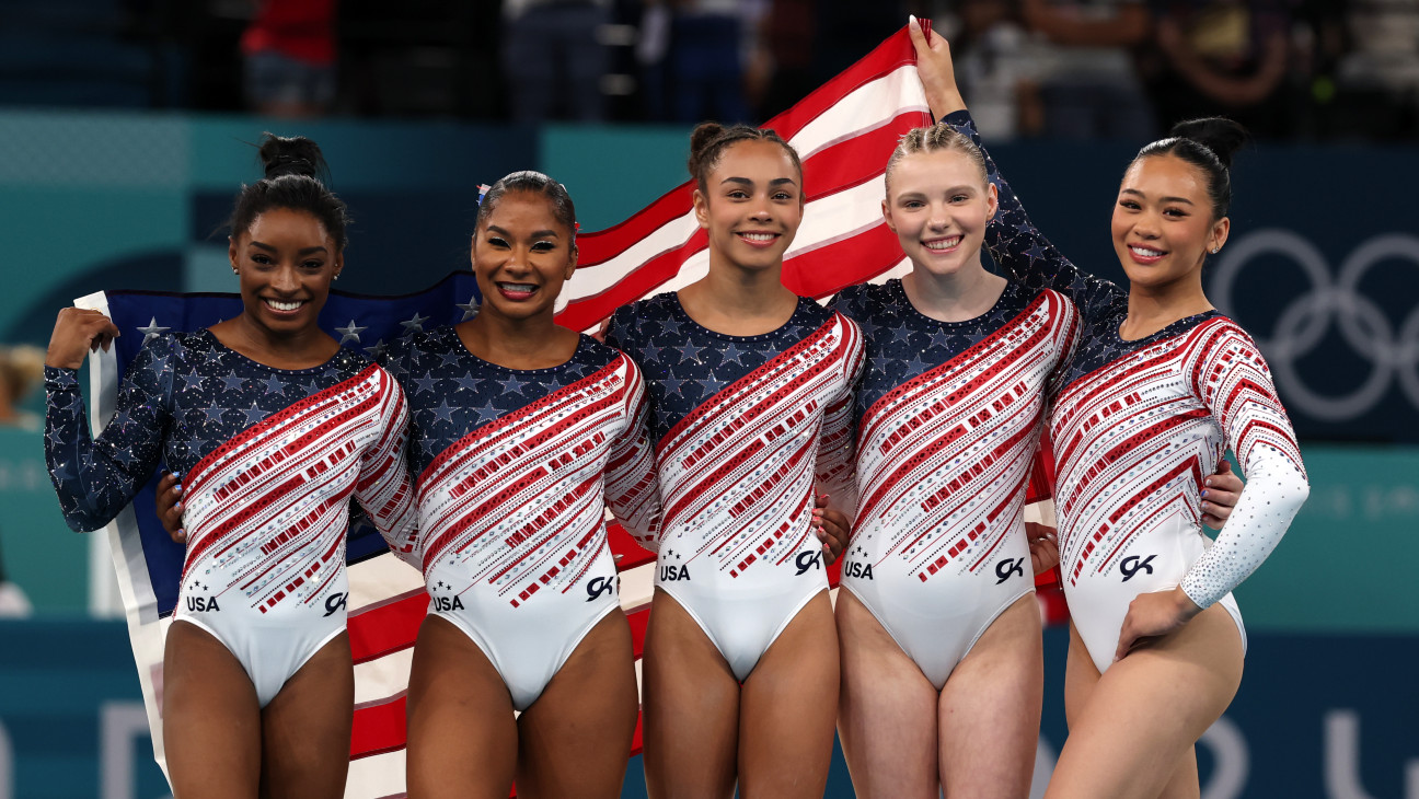 Simone Biles: How She Became the Most Decorated U.S. Gymnast of All Time 7 | Mania Africa | maniainc.com The camaraderie of Team USA was palpable | Simone Biles: How She Became the Most Decorated U.S. Gymnast of All Time | Mania Africa
