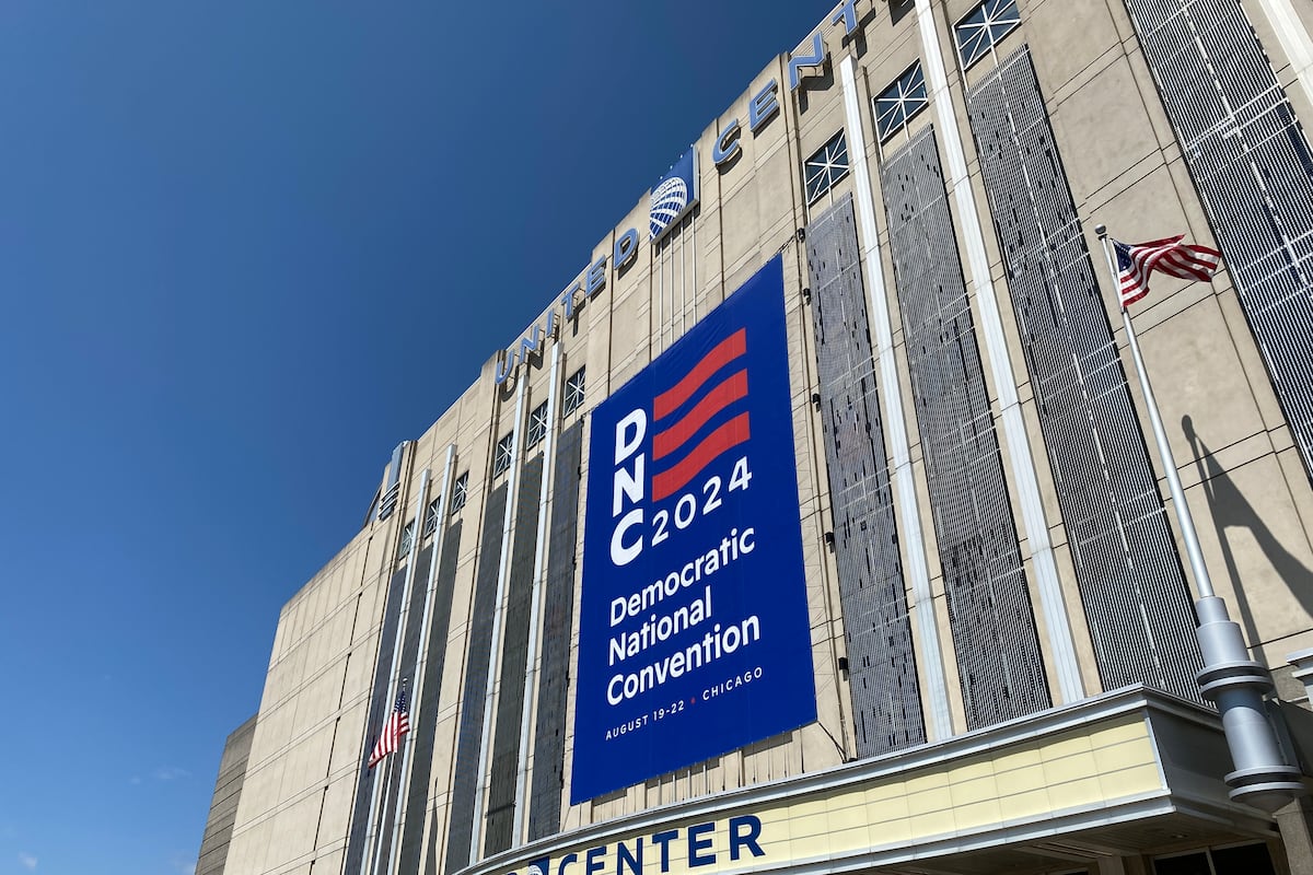 2024 Democratic National Convention: The Most Memorable Highlights 2 | Mania Africa | maniainc.com The 2024 Democratic National Convention 2024 is taking place at the United Center in Chicago | 2024 Democratic National Convention: The Most Memorable Highlights | Mania Politics