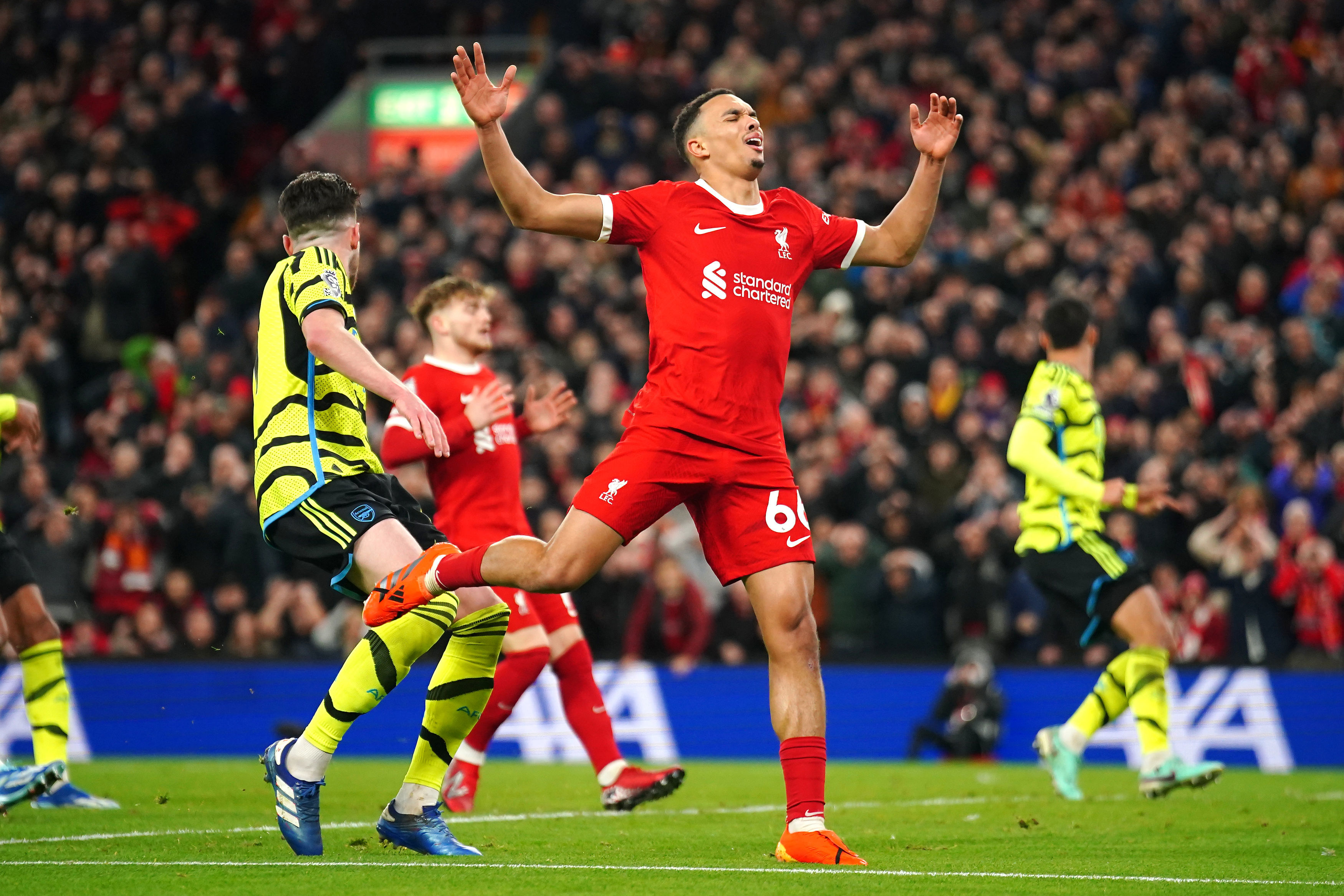 Brawl for Top Spot: Arsenal Draw Liverpool as West Ham Nick Man United in EPL GW 18 2 | Mania Africa | maniainc.com Arsenal vs Liverpool Premier League gameweek 18 result | Mania Africa