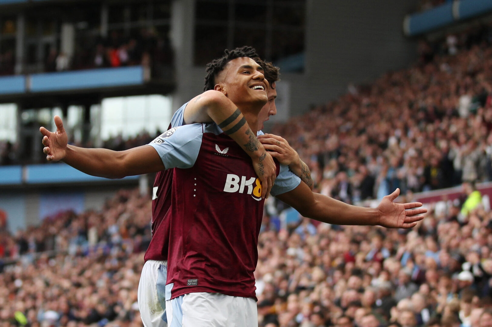 The Roll on EPL GW 7: It's a Spurs Weekend as Spurs Nick Liverpool, Crystal Palace Nick Man United, and an Itch for City as Wolves Nick The Defending Champs in a Shocking Turn of Events 8 | Mania Africa | maniainc.com Ollie Watkins celebrating