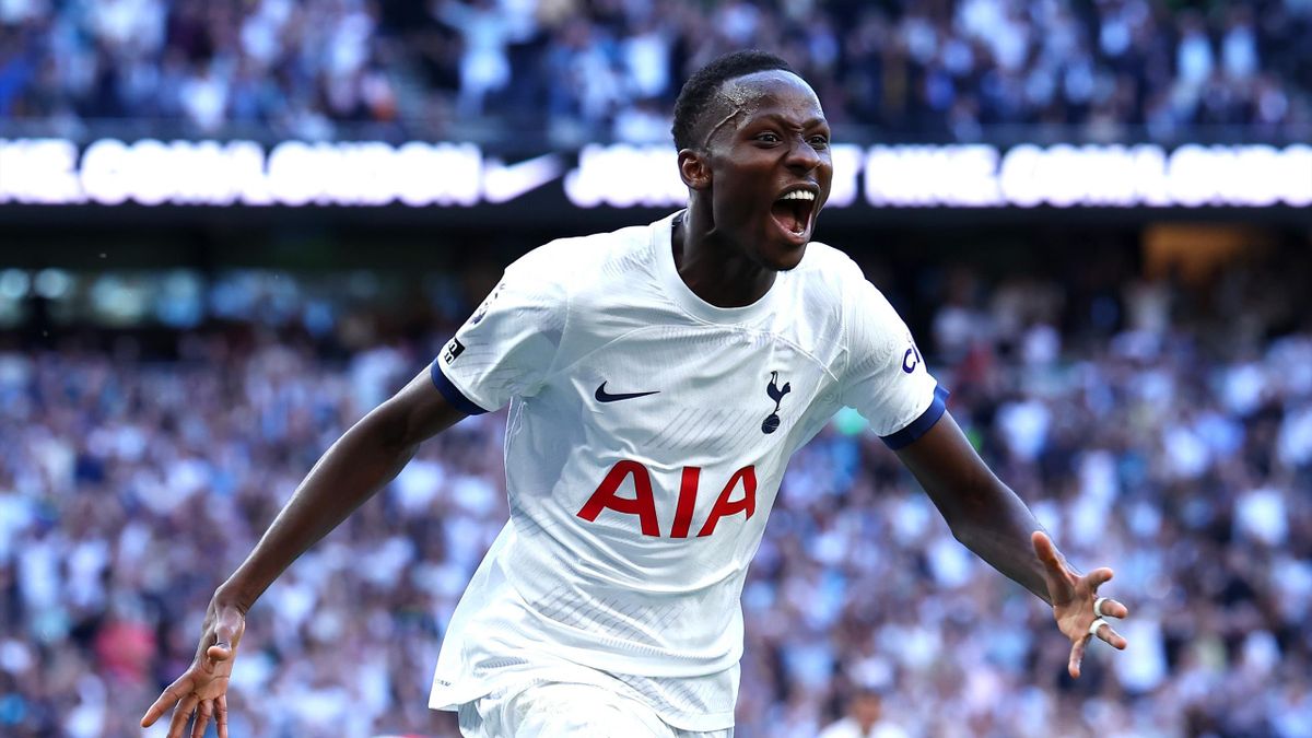 EPL GW 2 Results: Wins for Man City and Liverpool as Tottenham Hammer Man United 30 | Mania Africa | maniainc.com Sarr celebrating
