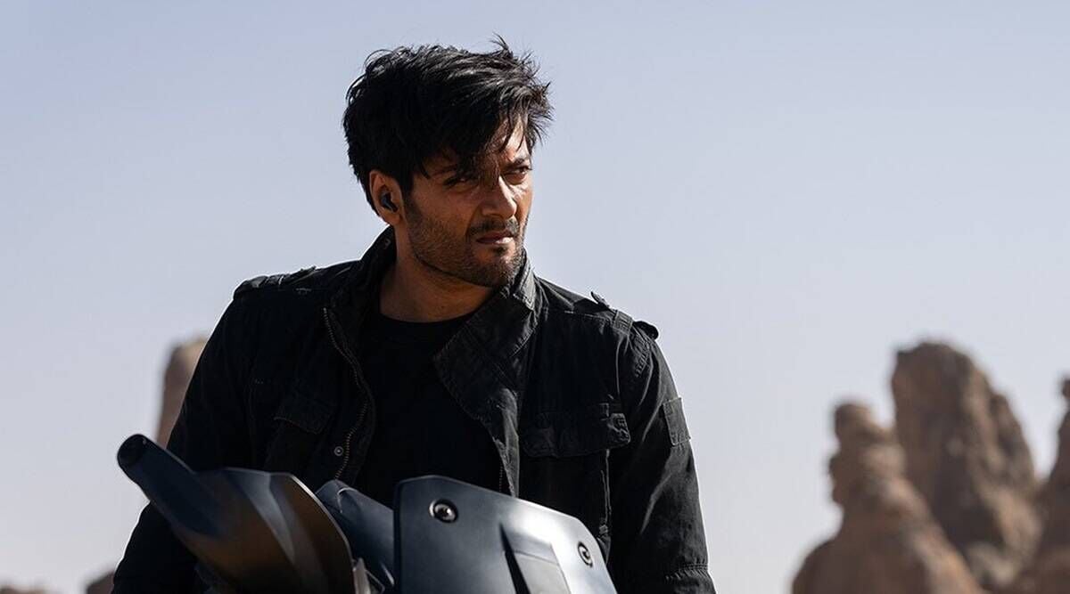 Kandahar Movie Review 2 | Mania Africa | maniainc.com Kahil is a Pakistani agent