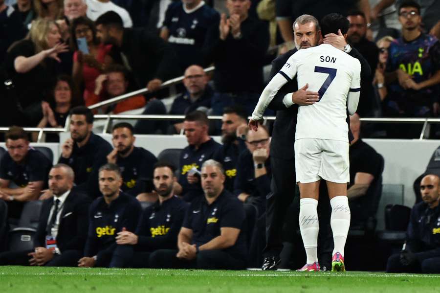 The Roll on EPL GW 7: It's a Spurs Weekend as Spurs Nick Liverpool, Crystal Palace Nick Man United, and an Itch for City as Wolves Nick The Defending Champs in a Shocking Turn of Events 5 | Mania Africa | maniainc.com Ange Postecoglou celebrating