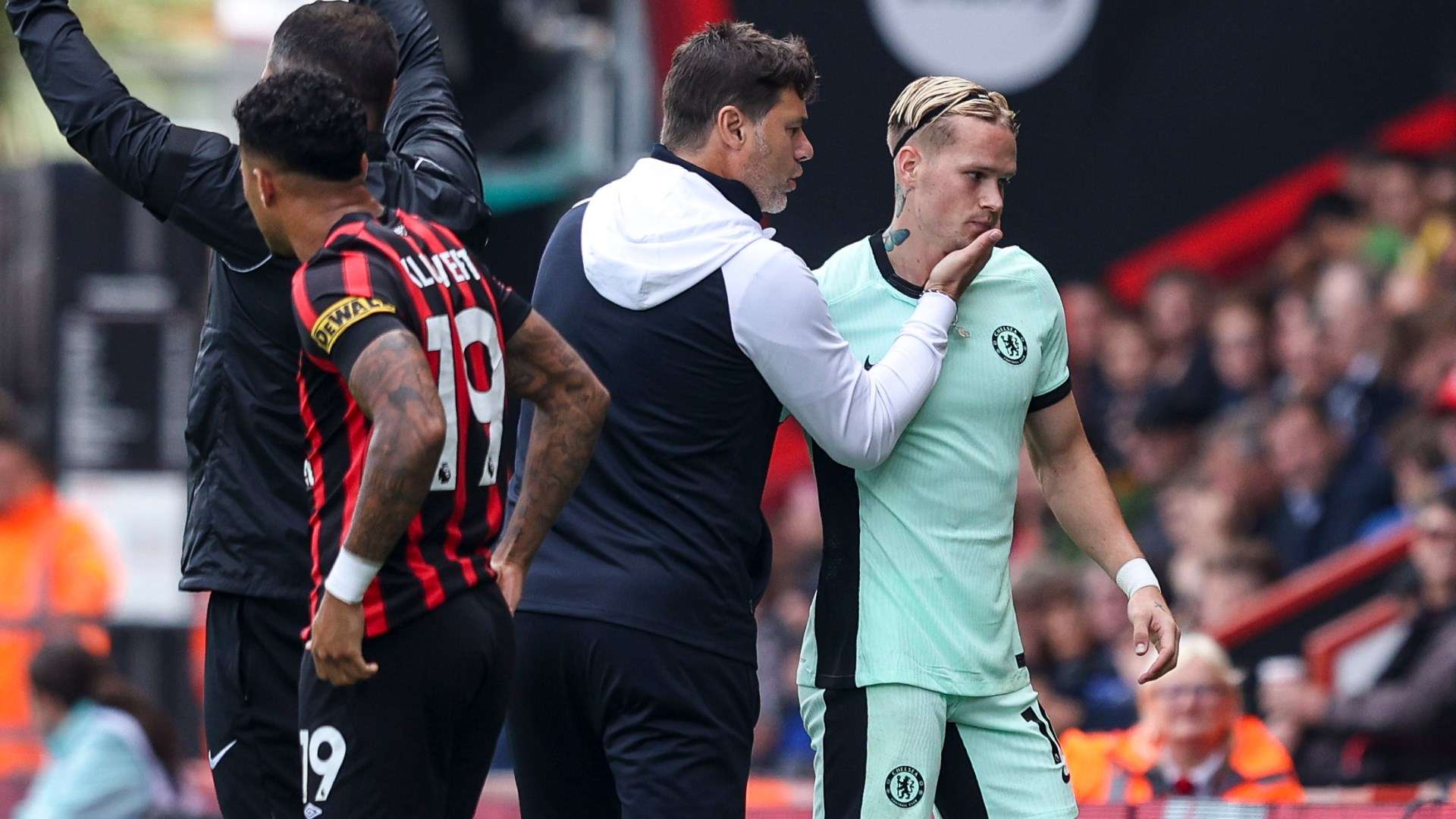 Mudryk playing against Bournemouth
