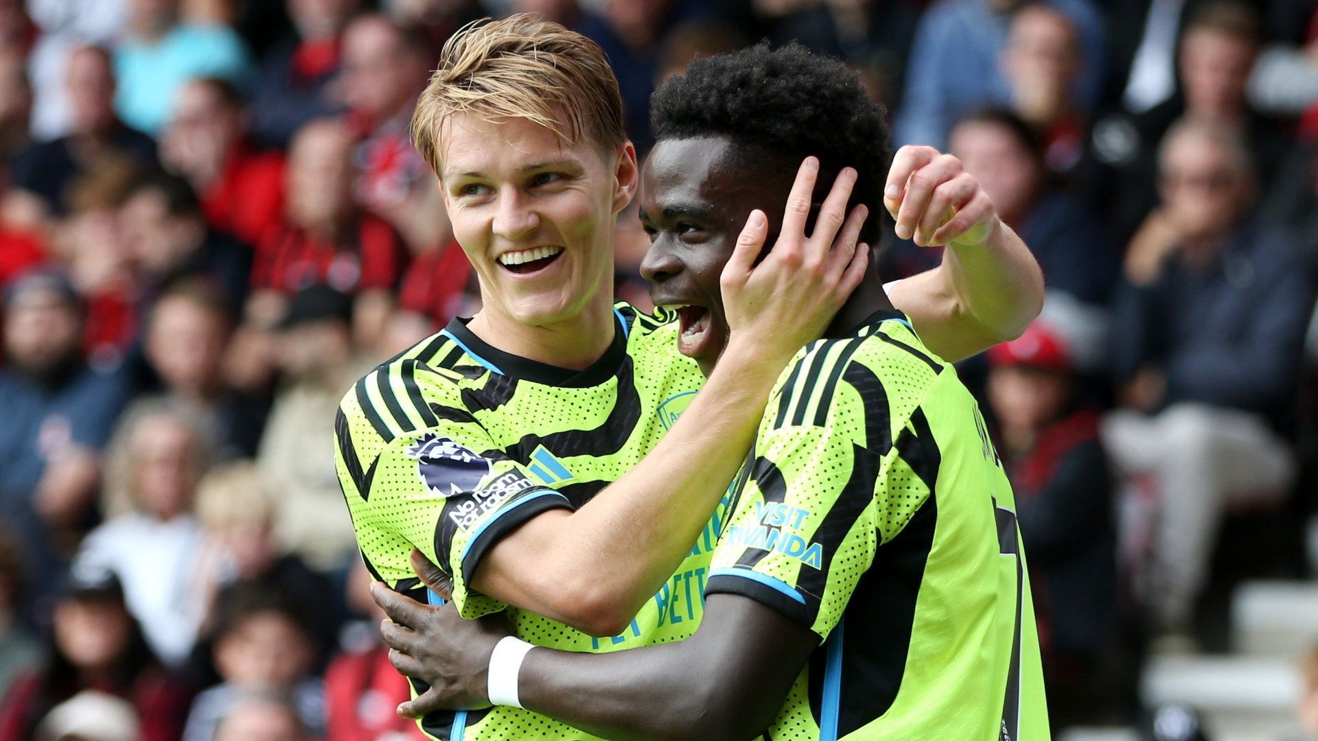 The Roll on EPL GW 7: It's a Spurs Weekend as Spurs Nick Liverpool, Crystal Palace Nick Man United, and an Itch for City as Wolves Nick The Defending Champs in a Shocking Turn of Events 9 | Mania Africa | maniainc.com Saka and Odegaard celebrating