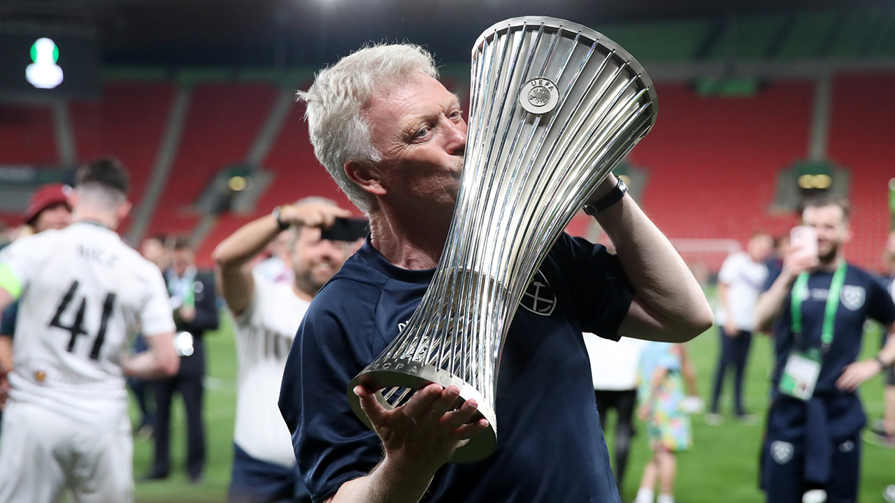 West Ham coach David Moyez celebrating their UECL win
